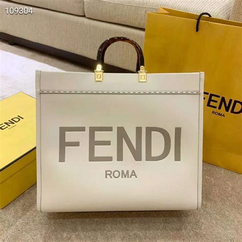 borsa fendi shopper f 2013|fendi sunshine leather bag.